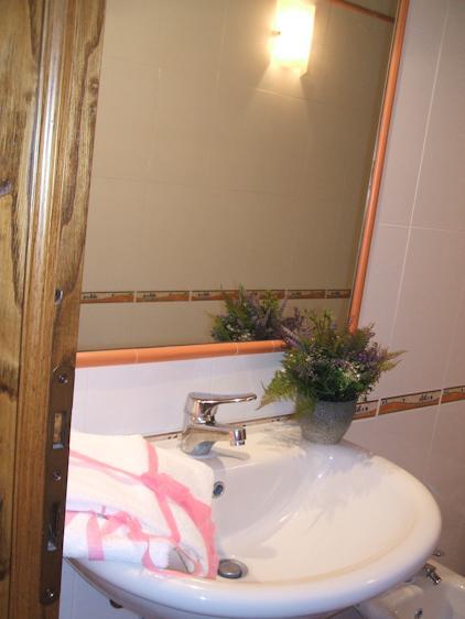Agriturismo Valbona Villa กาส์ตีจลิโอเน เดลลา เปสกายา ภายนอก รูปภาพ