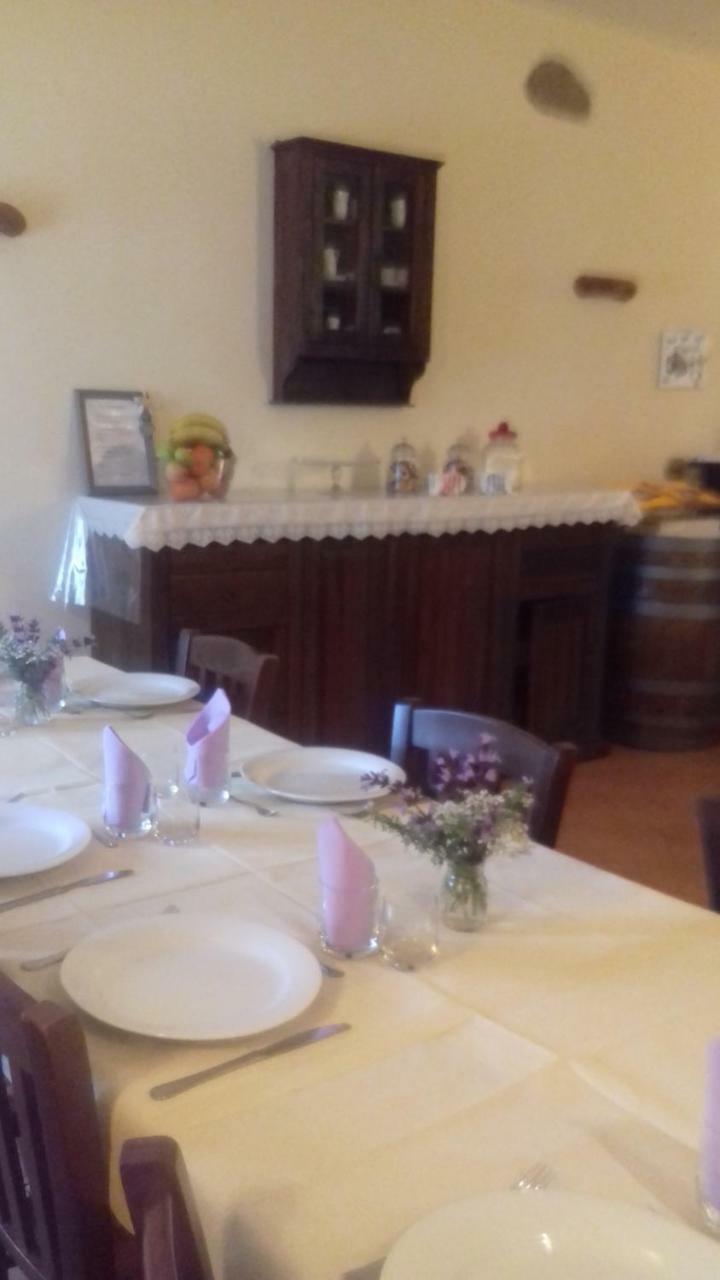 Agriturismo Valbona Villa กาส์ตีจลิโอเน เดลลา เปสกายา ภายนอก รูปภาพ