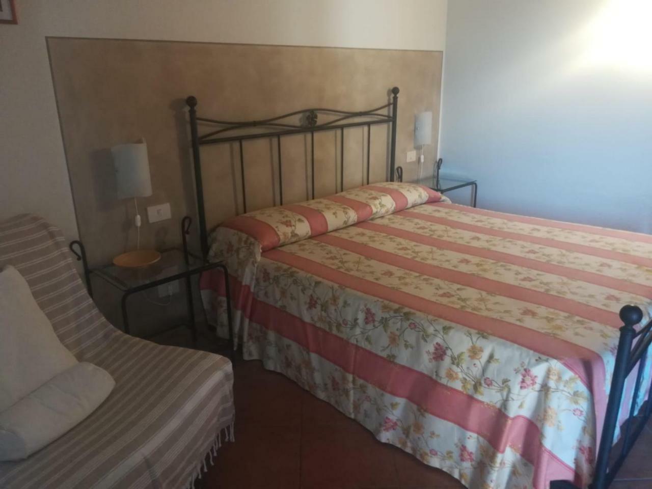 Agriturismo Valbona Villa กาส์ตีจลิโอเน เดลลา เปสกายา ภายนอก รูปภาพ